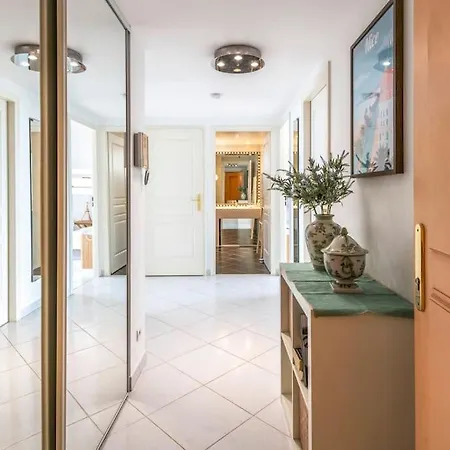 Modern Beachfront Family With Pool Antibes